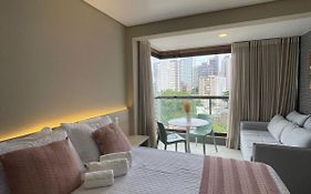 Barra Premium Studio